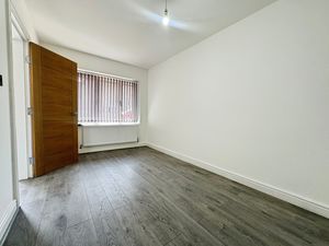 Snug/ Office- click for photo gallery